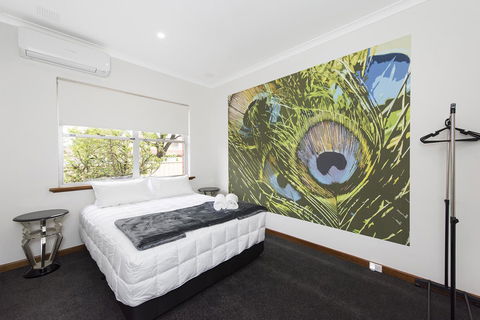 Big House Heated Pool 11 Beds Como / South Perth / Applecross - Tourism Townsville 16