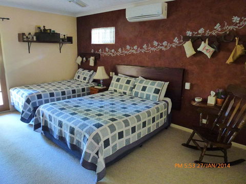 Armadale Cottage Bed & Breakfast - Tourism Townsville 29