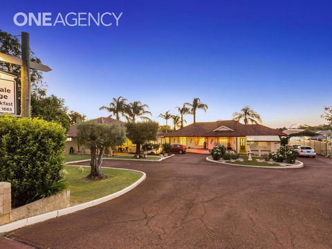 Armadale Cottage Bed & Breakfast - Tourism Townsville 13