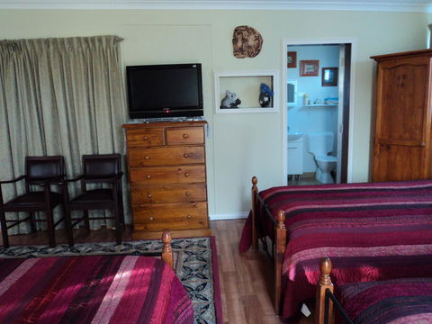 Armadale Cottage Bed & Breakfast - Tourism Townsville 28