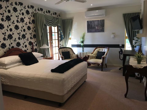 Armadale Cottage Bed & Breakfast - Tourism Townsville 26