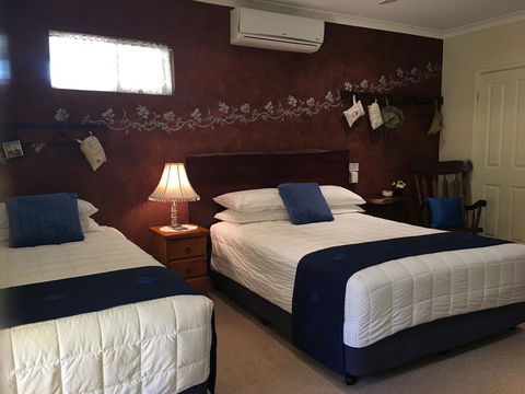 Armadale Cottage Bed & Breakfast - Tourism Townsville 19