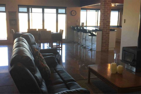 Ocean View Homestead - Tourism Townsville 28