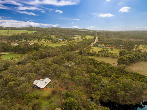 Denmark Forest Retreat - Tourism Townsville 4