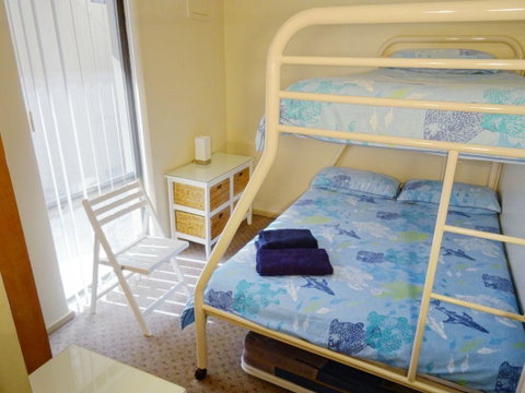 Scarborough & Absolutely Beachfront - Tourism Townsville 16