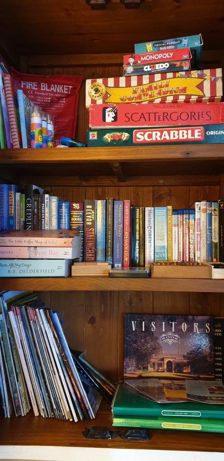 Di's Cabin In Dwellingup - Tourism Townsville 12