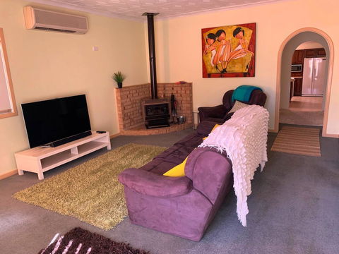 The Cottage That Could - Tourism Townsville 5