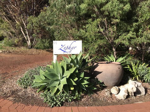 Zephyr Studio - Tourism Townsville 23