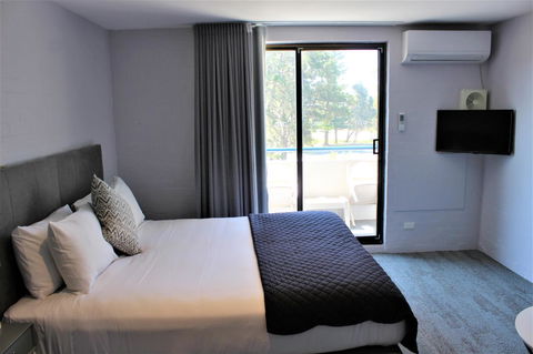 Atrium Hotel Mandurah - Tourism Townsville 7