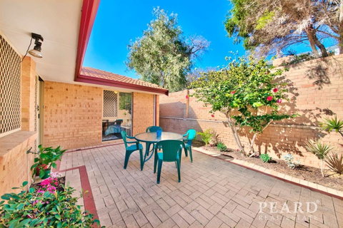 Scarborough Beach, Perth - Sun & Surf Villa - Tourism Townsville 12