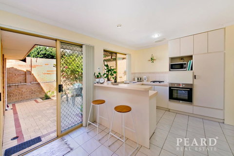 Scarborough Beach, Perth - Sun & Surf Villa - Tourism Townsville 27