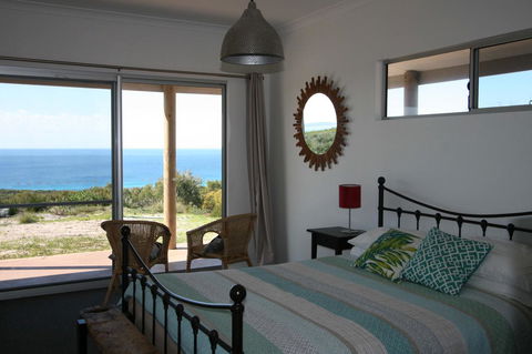 Bremer Bay B&B - Tourism Townsville 0