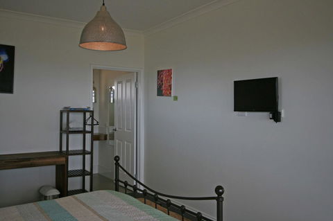 Bremer Bay B&B - Tourism Townsville 12