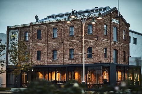 The Premier Mill Hotel - Tourism Townsville 15