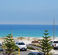 Absolute Beachfront Scarborough - Tourism Townsville