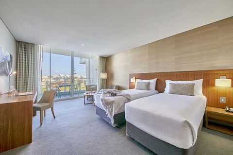 The Sebel Mandurah - Tourism Townsville 3