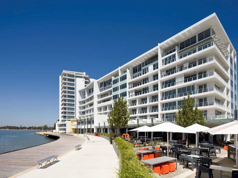 The Sebel Mandurah - Tourism Townsville 38