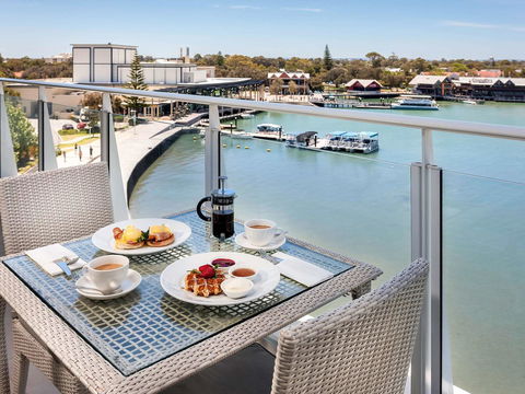 The Sebel Mandurah - Tourism Townsville 40