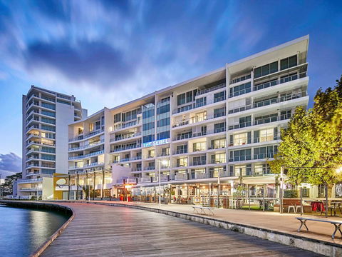 The Sebel Mandurah - Tourism Townsville 2