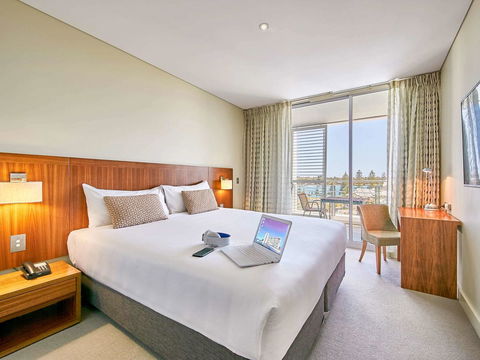 The Sebel Mandurah - Tourism Townsville 11