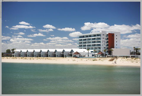 Seashells Mandurah - Tourism Townsville 0