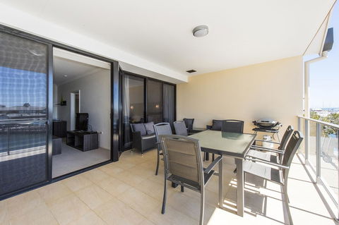 Dolphin Quay Apartments - Tourism Townsville 27