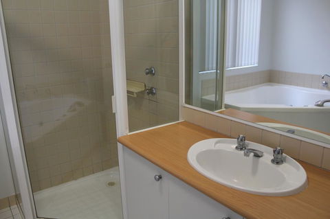 Mandurah Ocean Marina Chalets - Tourism Townsville 25