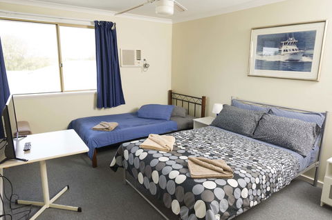 Lancelin Lodge - Tourism Townsville 31