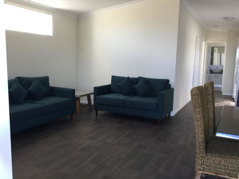 Dongara Tourist Park - Tourism Townsville 3