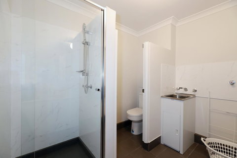 West Beach Lagoon 213 - Corner Unit! - Tourism Townsville 9