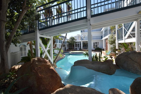 West Beach Lagoon 213 - Corner Unit! - Tourism Townsville 18