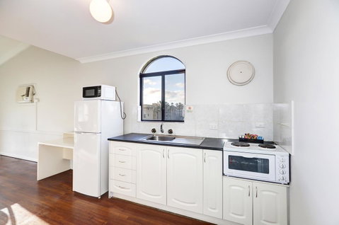 West Beach Lagoon 213 - Corner Unit! - Tourism Townsville 7