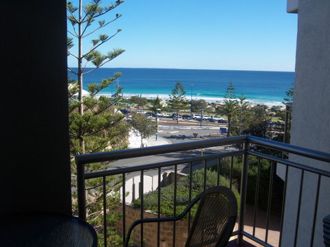 Scarborough - Oceanview 2 Bed, 2 Bathroom Apartment - Tourism Townsville 0