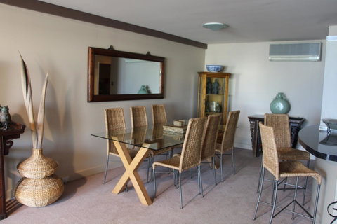Scarborough - Oceanview 2 Bed, 2 Bathroom Apartment - Tourism Townsville 15