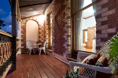 Annie's Victorian Terrace Accommodation Fremantle - Tourism Townsville 7