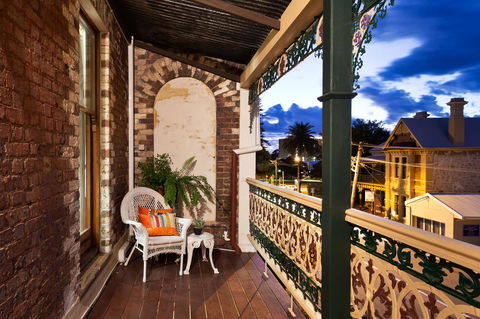 Annie's Victorian Terrace Accommodation Fremantle - Tourism Townsville 18