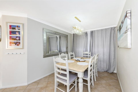Scarborough Villa On Duke - Tourism Townsville 9