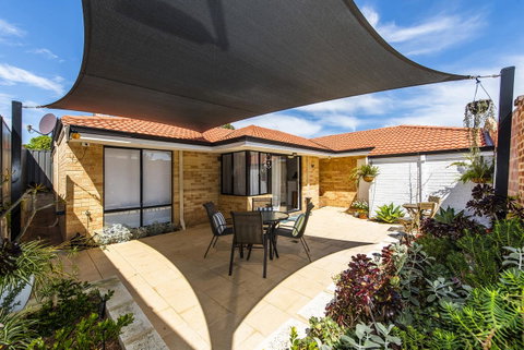 Scarborough Villa On Duke - Tourism Townsville 27