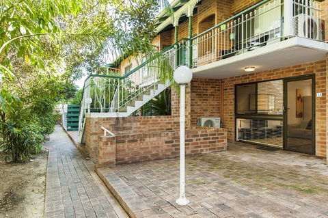 Forrest St - Tourism Townsville 18