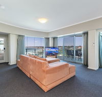 A 406 FANTASTIC OCEAN BEACH and MARINA VIEW APT AT SEASHELLS RESORT - Tourism Townsville