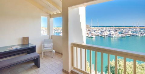 The Marina Hotel - Mindarie - Tourism Townsville 9