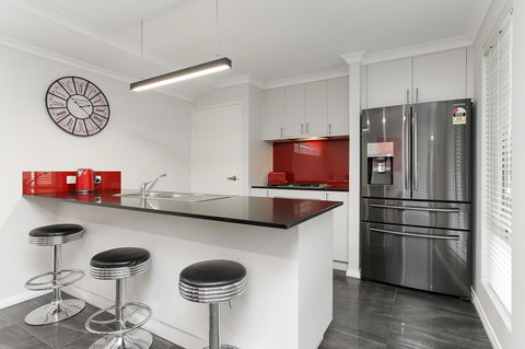 Perth Comfy Stays - Tourism Townsville 18