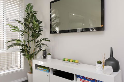 Perth Comfy Stays - Tourism Townsville 1