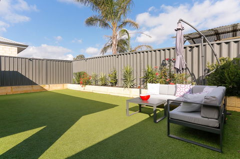 Perth Comfy Stays - Tourism Townsville 7