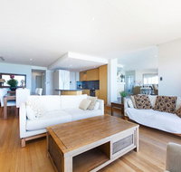 Beachfront Penthouse  Huge Terrace - Tourism Townsville