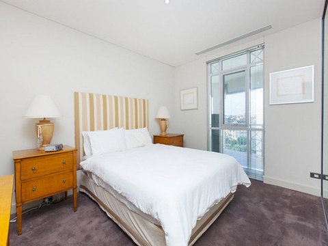 Beachfront Penthouse & Huge Terrace - Tourism Townsville 6