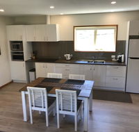 Loma Cottages - Tourism Townsville