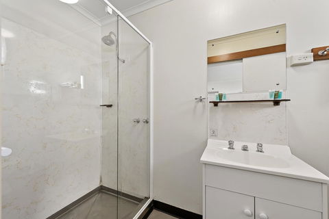 The Cornwall Boutique Hotel - Tourism Townsville 3