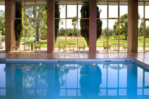 Country Club Tasmania - Tourism Townsville 27