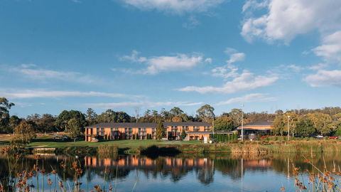 Country Club Tasmania - Tourism Townsville 6